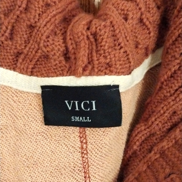 Vici Benjamin Hoodie Sweater Cable Knit Sweatshirt Sz Small Brown Beige Pocketed - Picture 2 of 10